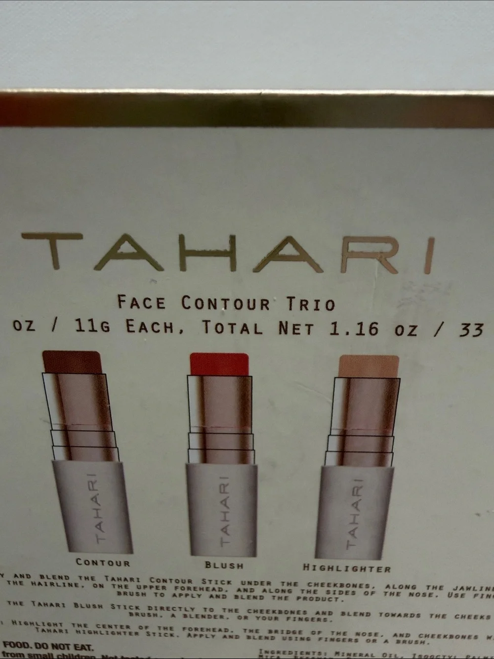 Tahari White & Gold Face Contour Compact